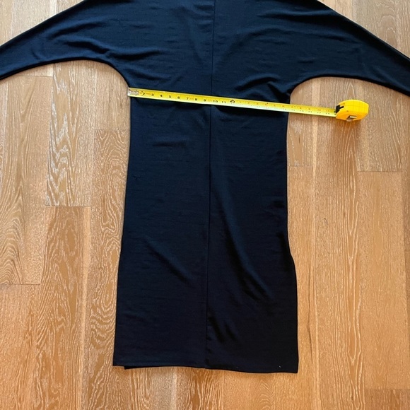 Gently worn H&M dress midi criss cross back - Picture 10 of 13